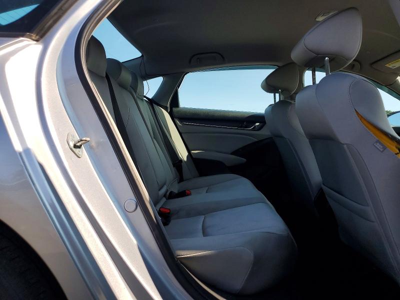 62302586 :رقم المزاد ، 1HGCV1F1XLA130002 vin ، 2020 Honda Accord مزاد بيع