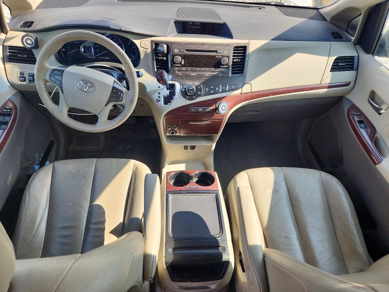 2014 Toyota Sienna მანქანა იყიდება აუქციონზე, vin: 5TDYK3DC6ES421325, აუქციონის ნომერი: 60034286