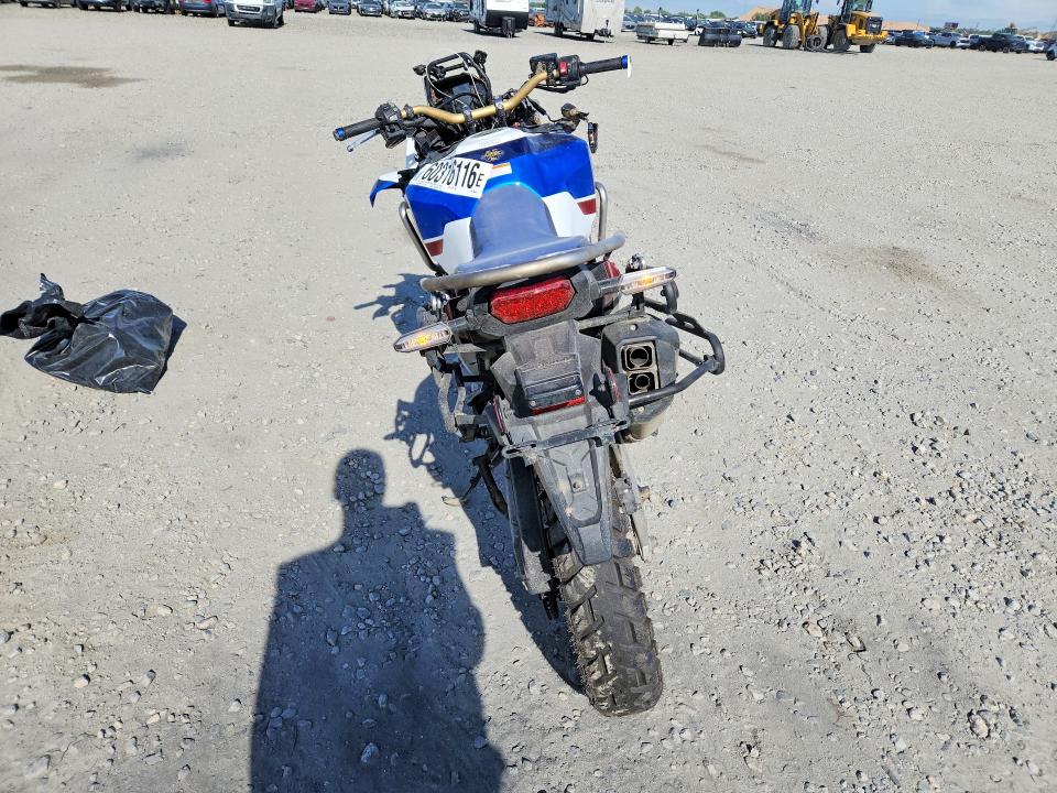 60316116 :رقم المزاد ، JH2SD0445JK200685 vin ، 2018 Honda Crf1000 مزاد بيع