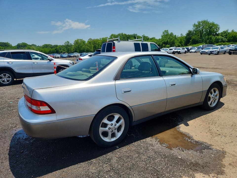 2001 Lexus Es მანქანა იყიდება აუქციონზე, vin: JT8BF28G815109510, აუქციონის ნომერი: 58635416