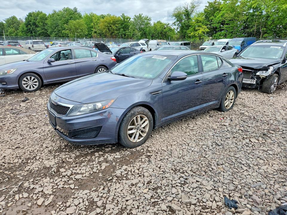 63003356 :رقم المزاد ، KNAGM4A76B5173112 vin ، 2011 Kia Optima مزاد بيع