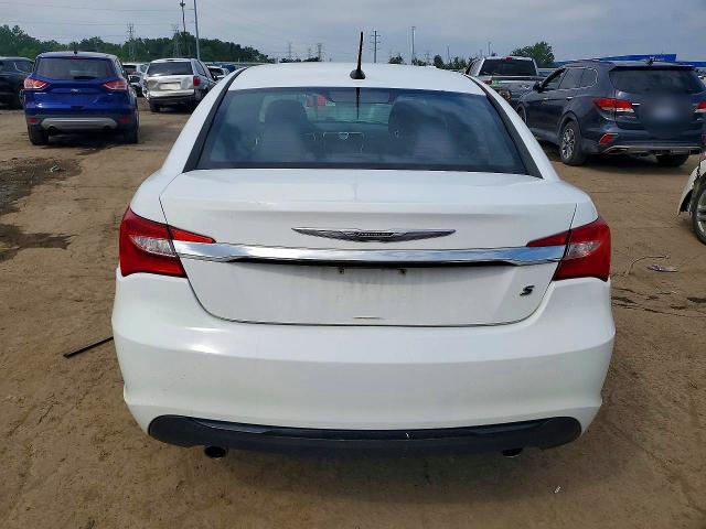 60445216 :رقم المزاد ، 1C3CCBBG7EN120144 vin ، 2014 Chrysler 200 مزاد بيع