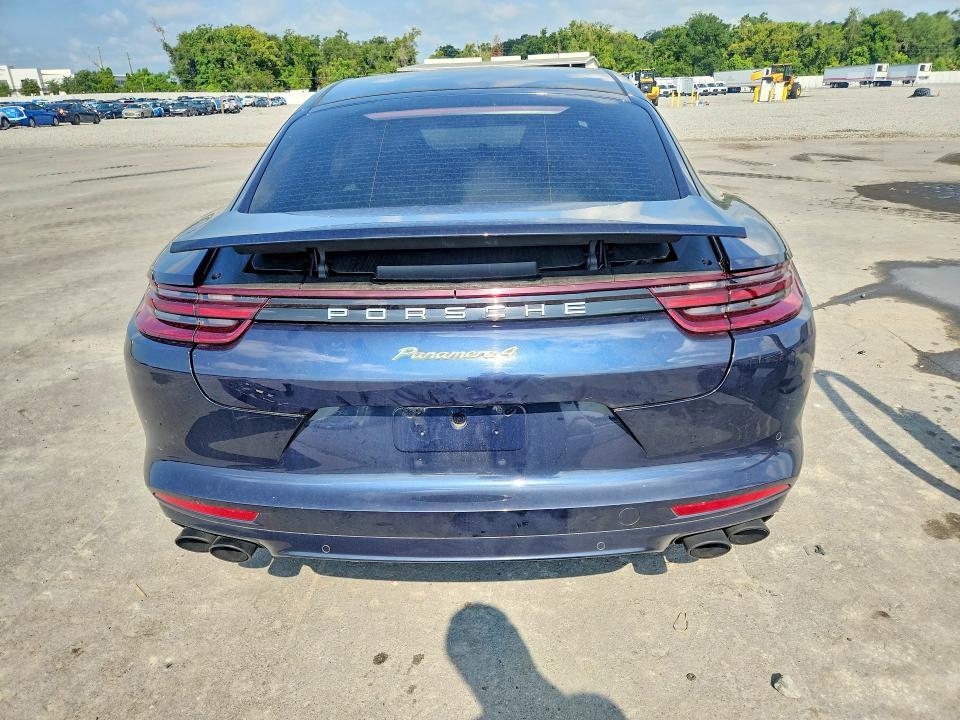 2018 Porsche Panamera მანქანა იყიდება აუქციონზე, vin: WP0AE2A72JL174570, აუქციონის ნომერი: 62631706