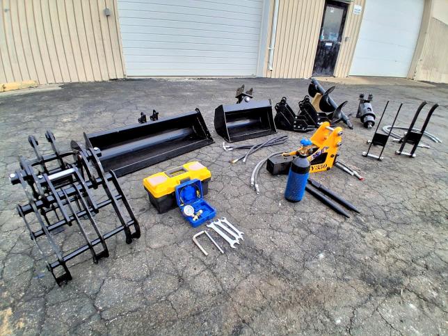 63095576 :رقم المزاد ، 38913326 vin ، 2026 Others 2026 Mini Excavator Attachment مزاد بيع
