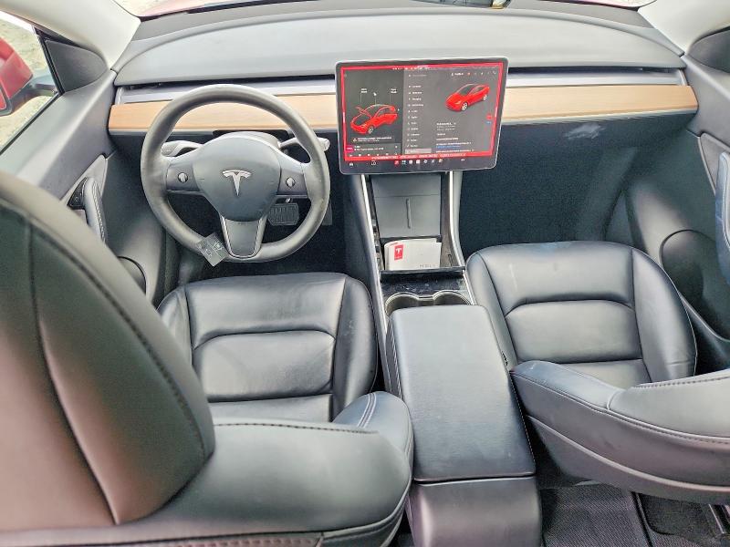 60842486 :رقم المزاد ، 5YJYGDEE6MF117955 vin ، 2021 Tesla Model Y مزاد بيع