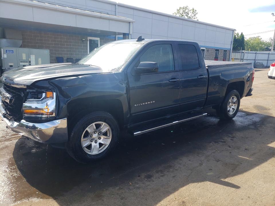 Продаж на аукціоні авто 2017 Chevrolet Silverado, vin: 1GCVKREC1HZ313363, номер лоту: 61590026