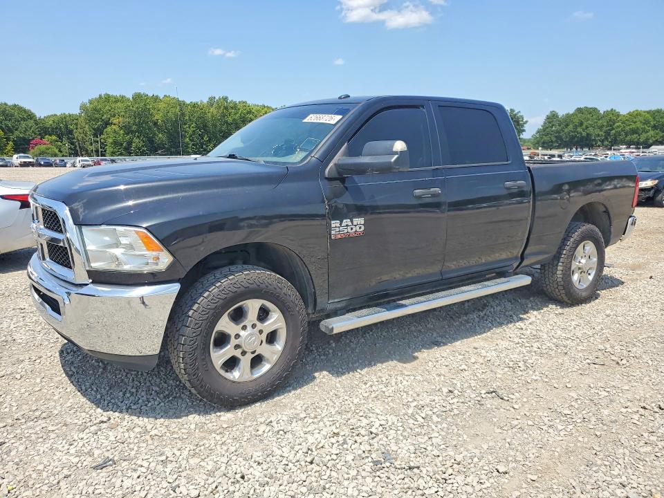 62668726 :رقم المزاد ، 3C6UR4CJ4JG287382 vin ، 2018 Ram 2500 مزاد بيع