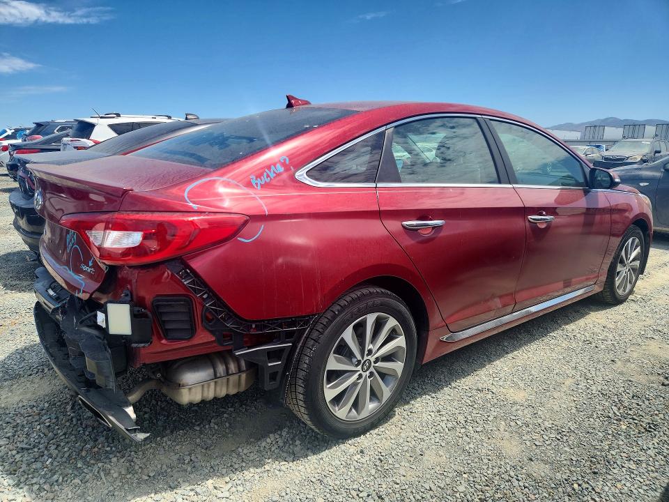 2015 Hyundai Sonata მანქანა იყიდება აუქციონზე, vin: 5NPE34AF3FH040785, აუქციონის ნომერი: 61792576
