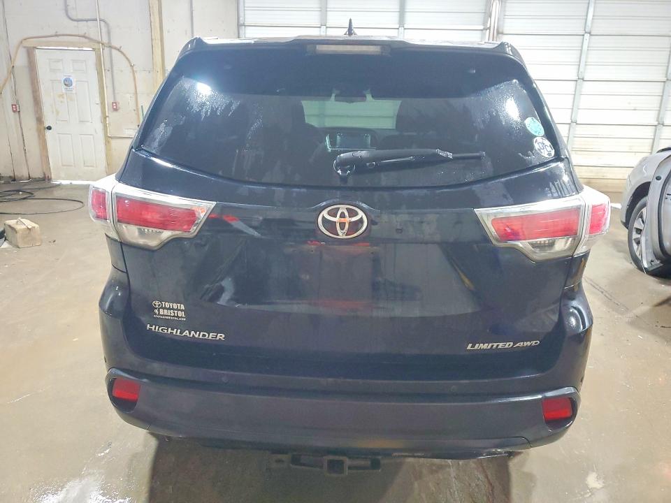 62243316 :رقم المزاد ، 5TDDKRFH4ES008622 vin ، 2014 Toyota Highlander مزاد بيع