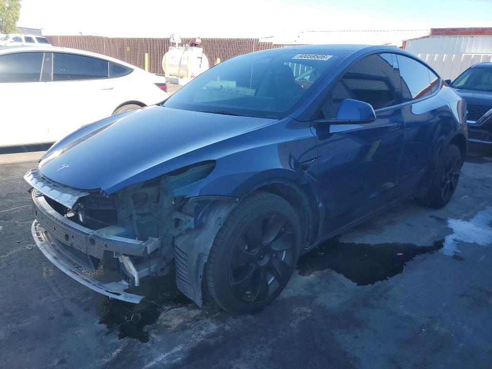 60059506 :رقم المزاد ، 7SAYGDEE0PF582626 vin ، 2023 Tesla Model Y مزاد بيع