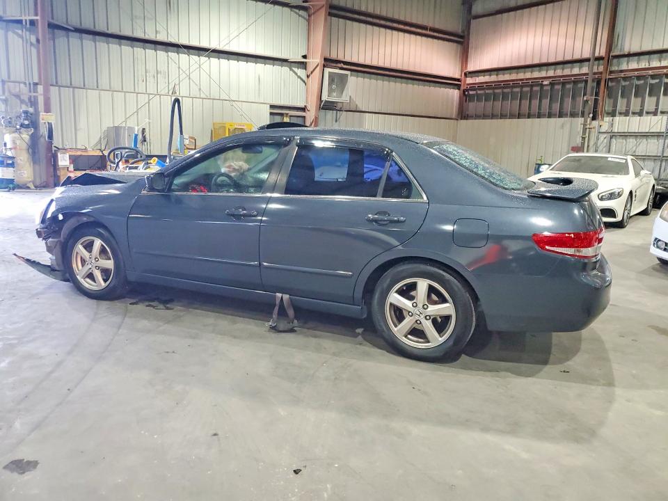 63137586 :رقم المزاد ، 1HGCM566X3A088694 vin ، 2003 Honda Accord مزاد بيع