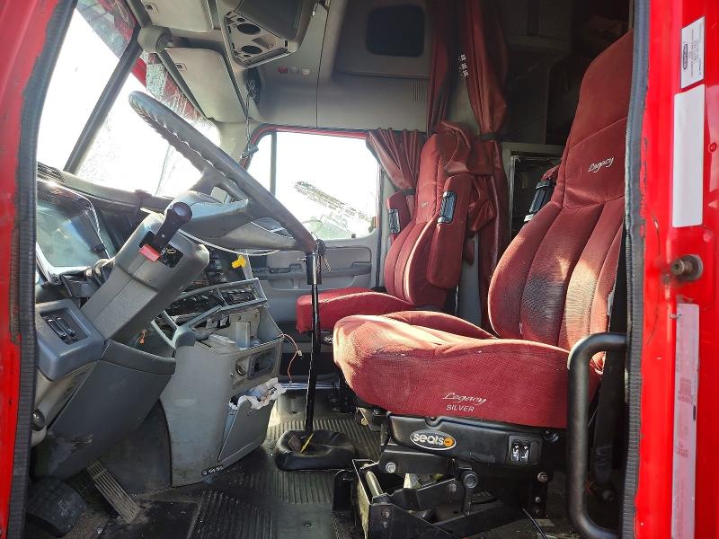 2003 Freightliner Conventional მანქანა იყიდება აუქციონზე, vin: 1FUJA6CK53LM08135, აუქციონის ნომერი: 60771676