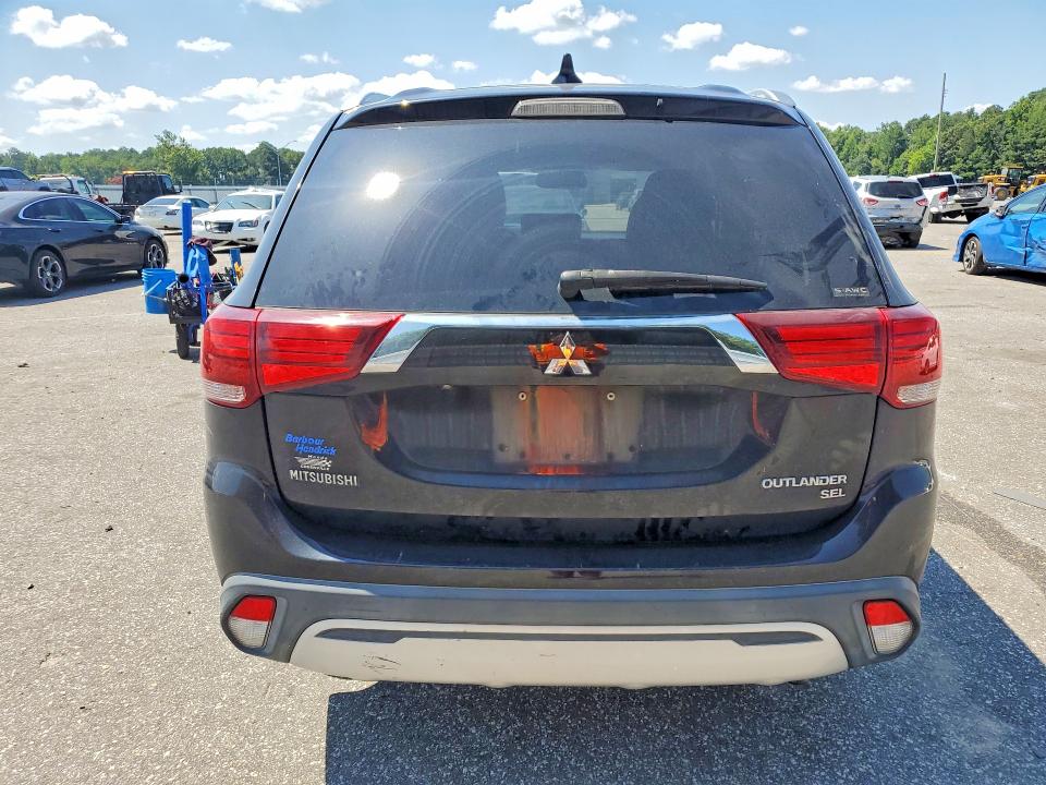 Продаж на аукціоні авто 2019 Mitsubishi Outlander, vin: JA4AZ3A37KZ042176, номер лоту: 63514176