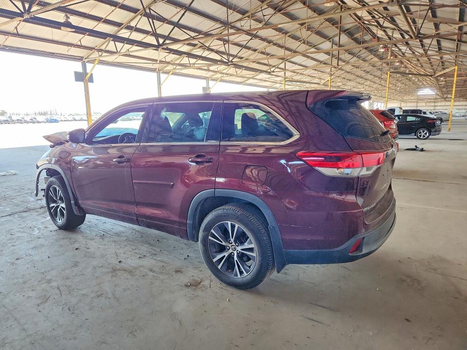 2017 Toyota Highlander მანქანა იყიდება აუქციონზე, vin: 5TDBZRFH7HS467148, აუქციონის ნომერი: 62757666