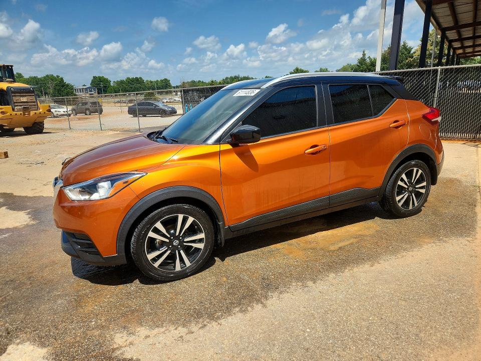 2018 Nissan Kicks მანქანა იყიდება აუქციონზე, vin: 3N1CP5CU3JL528224, აუქციონის ნომერი: 61114836