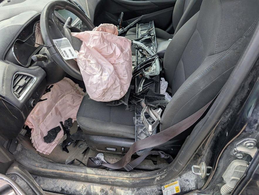 60256586 :رقم المزاد ، 1G1BE5SM7G7307456 vin ، 2016 Chevrolet Cruze مزاد بيع