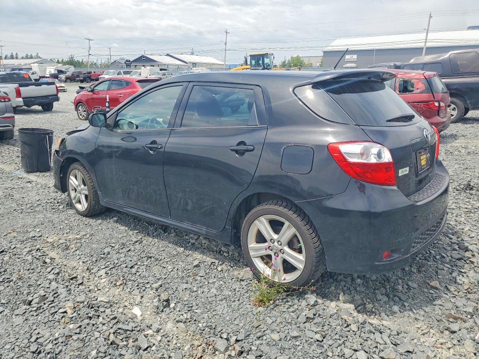 60740176 :رقم المزاد ، 2T1KU4EEXBC710251 vin ، 2011 Toyota Matrix مزاد بيع