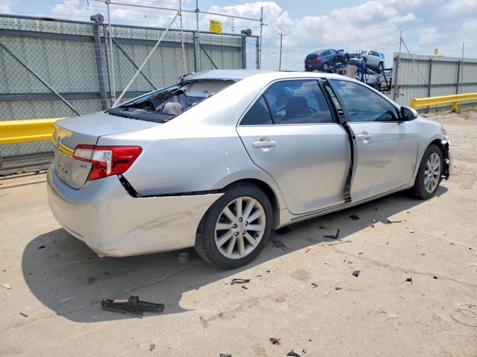 62944306 :رقم المزاد ، 4T4BF1FK6CR216164 vin ، 2012 Toyota Camry مزاد بيع