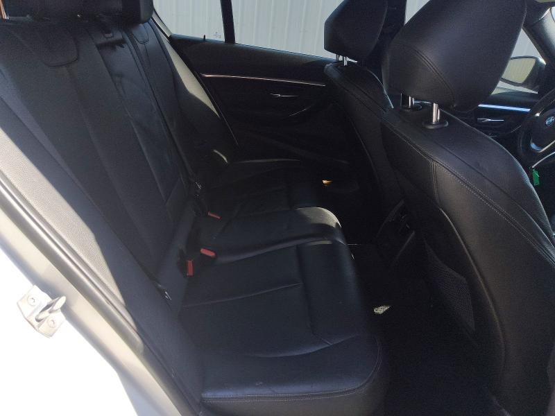 58485456 :رقم المزاد ، WBA8B9G32HNU56269 vin ، 2017 Bmw 330 مزاد بيع