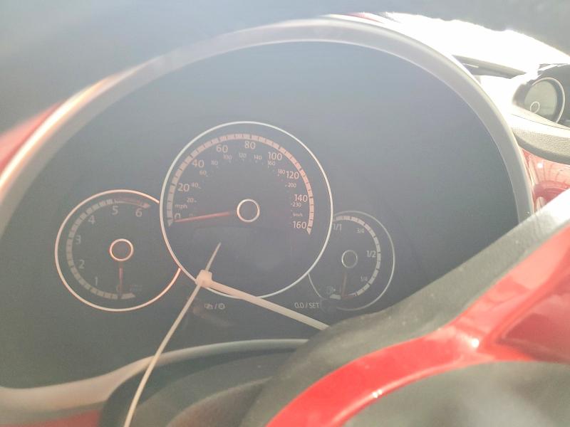 60009836 :رقم المزاد ، 3VW6L7AT2DM823192 vin ، 2013 Volkswagen Beetle مزاد بيع