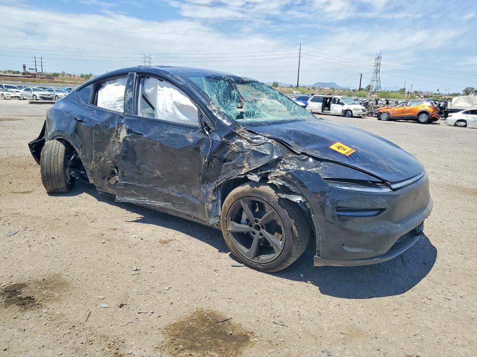 2026 Tesla Model Y მანქანა იყიდება აუქციონზე, vin: 7SAYGDED0TF540281, აუქციონის ნომერი: 60145436