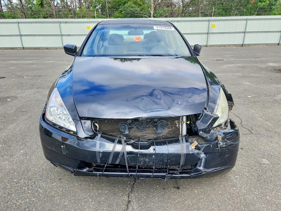 2003 Honda Accord მანქანა იყიდება აუქციონზე, vin: 1HGCM56303A147189, აუქციონის ნომერი: 61979566