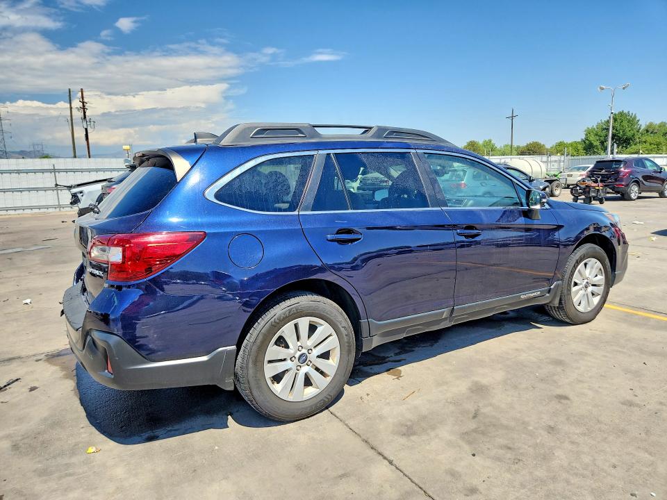 Продаж на аукціоні авто 2018 Subaru Outback, vin: 4S4BSAHC5J3248635, номер лоту: 61050256