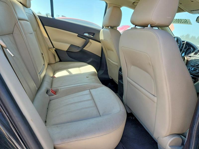 60800666 :رقم المزاد ، W04GN5EC2B1143345 vin ، 2011 Buick Regal مزاد بيع