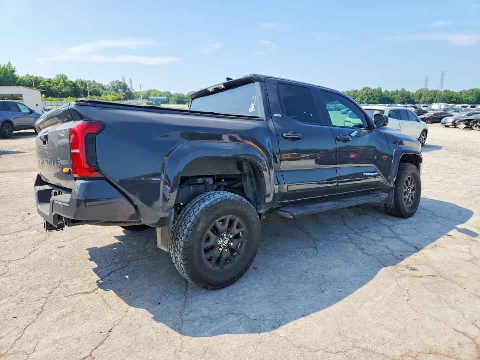 59201276 :رقم المزاد ، 3TYLB5JN9RT000561 vin ، 2024 Toyota Tacoma مزاد بيع