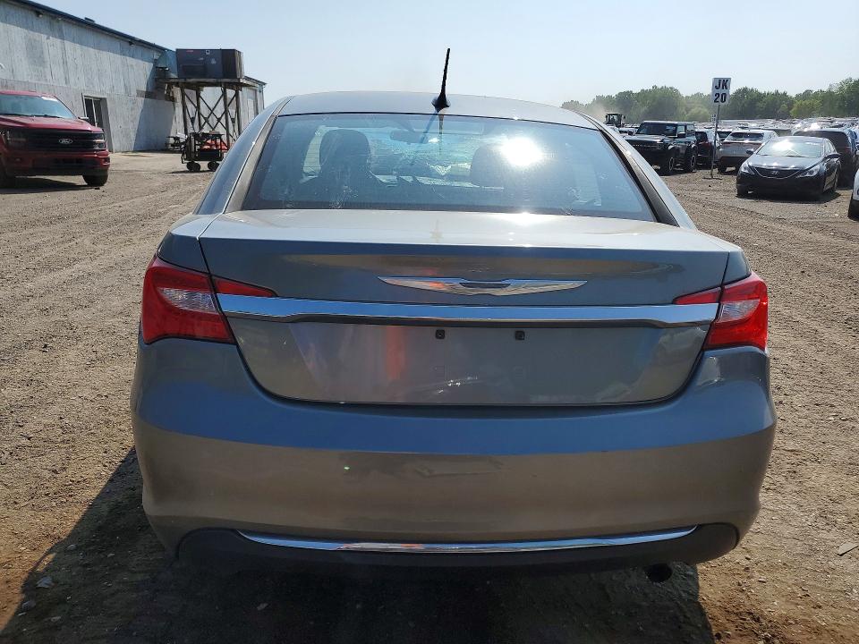 Aukcja sprzedaży 2013 Chrysler 200, vin: 1C3CCBAB2DN640661, numer aukcji: 62943786