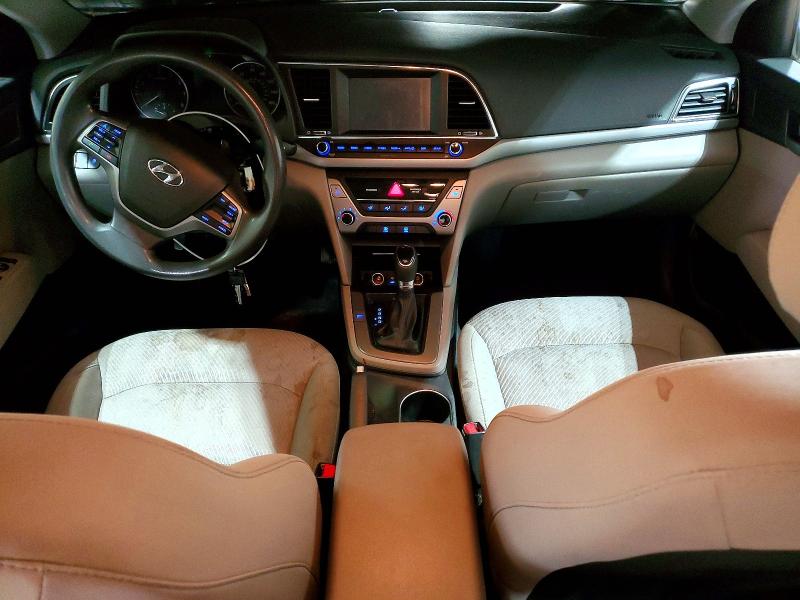 61031736 :رقم المزاد ، 5NPD84LF3HH107432 vin ، 2017 Hyundai Elantra مزاد بيع