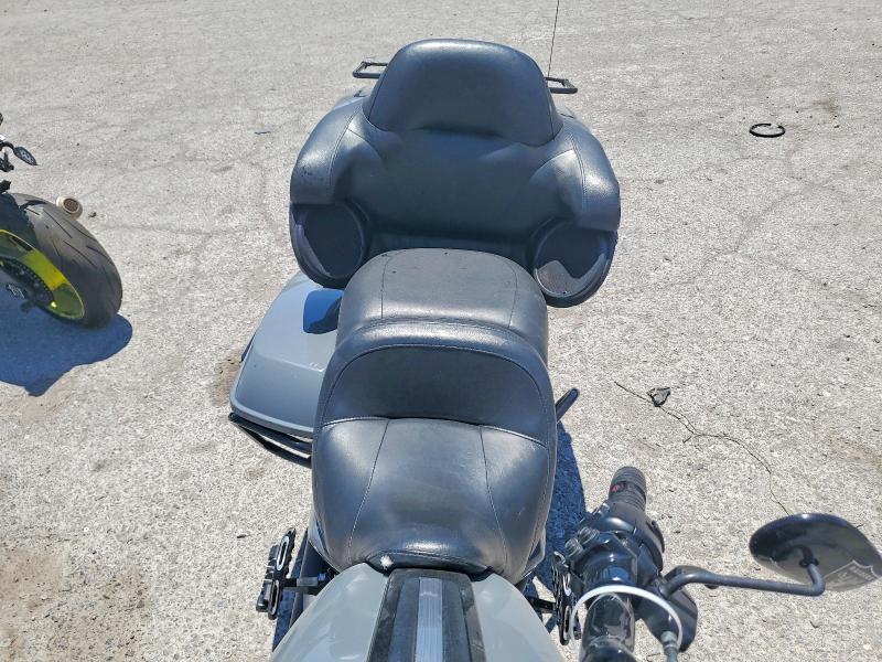 60835006 :رقم المزاد ، 1HD1KZF29NB626572 vin ، 2022 Harley-davidson Fltrk مزاد بيع