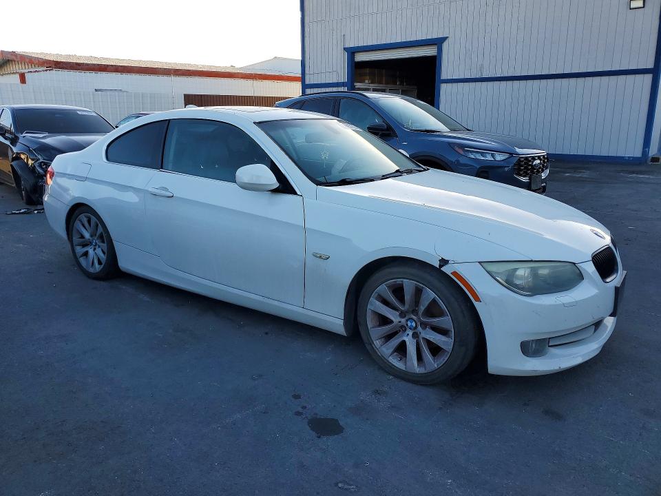 59623736 :رقم المزاد ، WBAKE5C52BE429934 vin ، 2011 Bmw 328 مزاد بيع