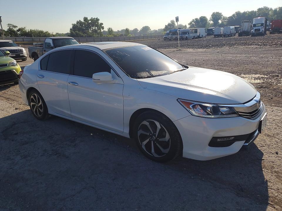 Продаж на аукціоні авто 2016 Honda Accord, vin: 1HGCR2F88GA003939, номер лоту: 60504766