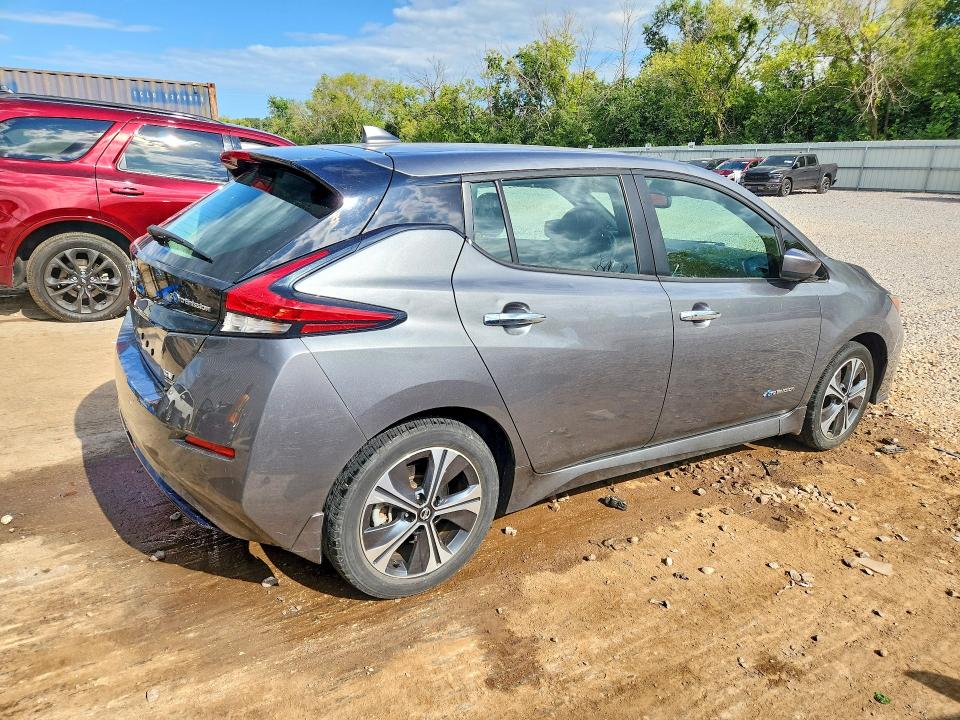 62200196 :رقم المزاد ، 1N4BZ1CP9KC318204 vin ، 2019 Nissan Leaf مزاد بيع