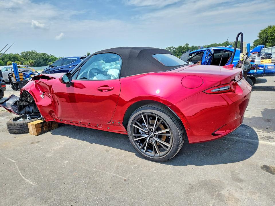 2026 Mazda Mx-5 Miata მანქანა იყიდება აუქციონზე, vin: JM1NDAD70T0706560, აუქციონის ნომერი: 62937776