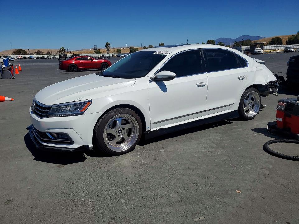 Aukcja sprzedaży 2016 Volkswagen Passat, vin: 1VWBS7A34GC068151, numer aukcji: 62540226