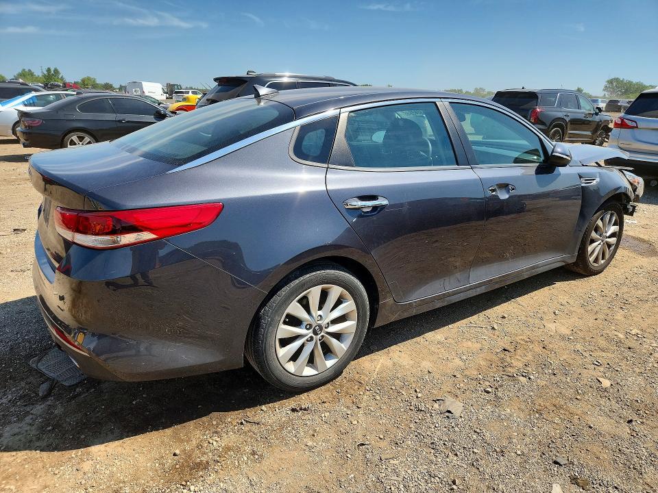 Продаж на аукціоні авто 2017 Kia Optima, vin: 5XXGT4L31HG125117, номер лоту: 63045986