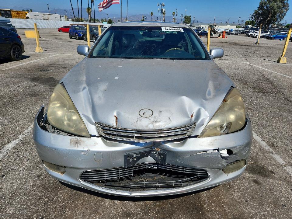 62630666 :رقم المزاد ، JTHBF30G130119930 vin ، 2003 Lexus Es 300 مزاد بيع