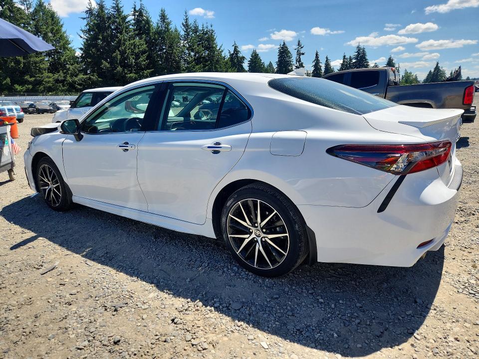 2024 Toyota Camry Hybrid მანქანა იყიდება აუქციონზე, vin: 4T1G31AK3RU628941, აუქციონის ნომერი: 62140196