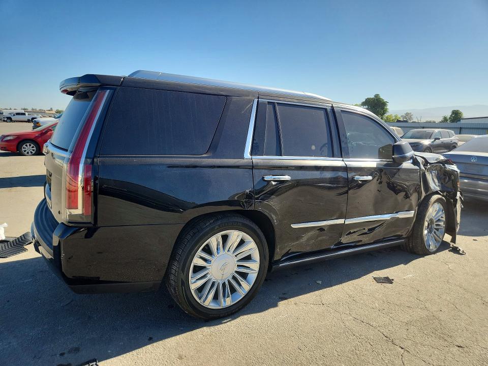 2017 Cadillac Escalade მანქანა იყიდება აუქციონზე, vin: 1GYS3DKJXHR187200, აუქციონის ნომერი: 63527746