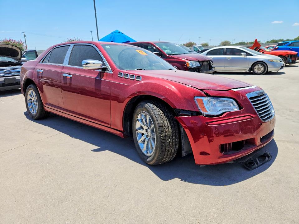 Продажа на аукционе авто 2014 Chrysler 300c, vin: 2C3CCAET7EH321165, номер лота: 62603196