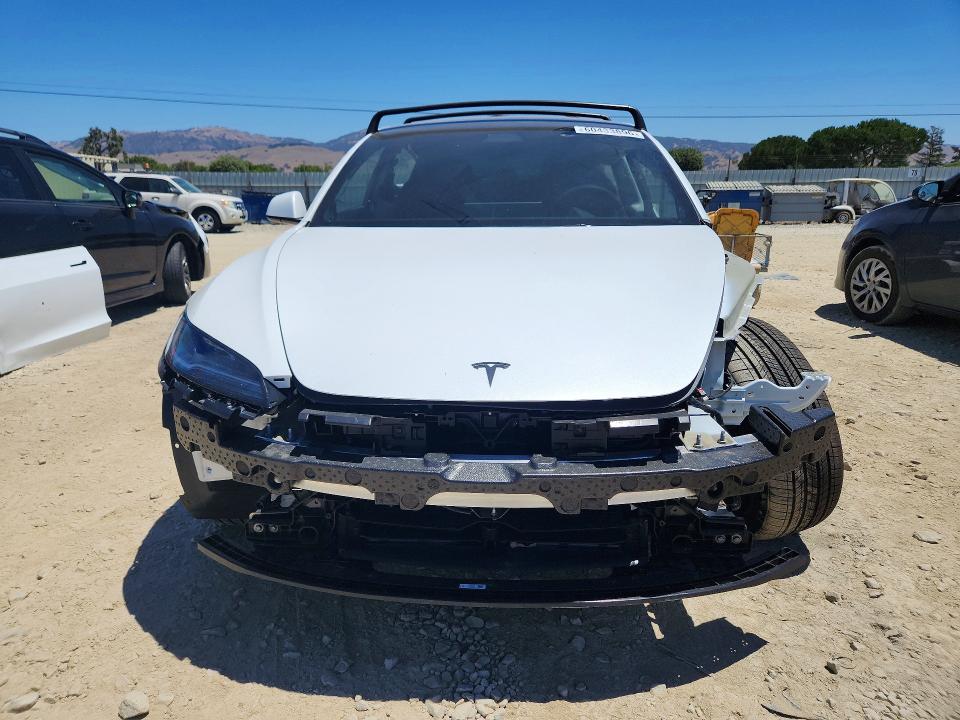 60433896 :رقم المزاد ، 5YJ3E1EAXTF153335 vin ، 2026 Tesla Model 3 مزاد بيع