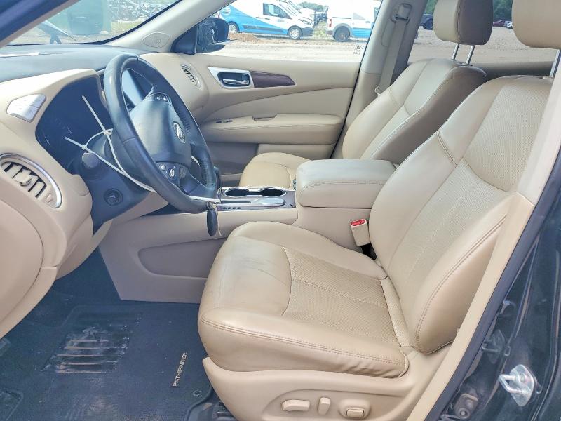 Продажа на аукционе авто 2017 Nissan Pathfinder, vin: 5N1DR2MN7HC624439, номер лота: 61736696