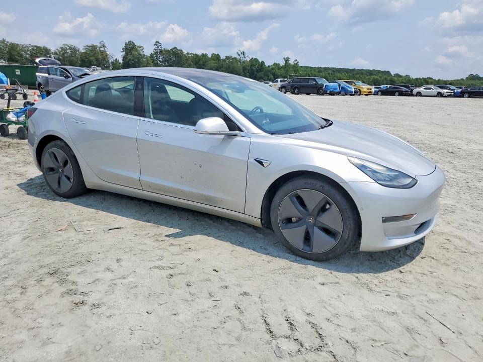 Продаж на аукціоні авто 2018 Tesla Model 3, vin: 5YJ3E1EA9JF040831, номер лоту: 62634206