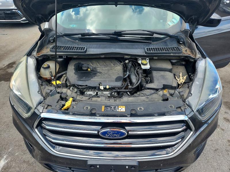 63231346 :رقم المزاد ، 1FMCU9GD3JUA59709 vin ، 2018 Ford Escape مزاد بيع