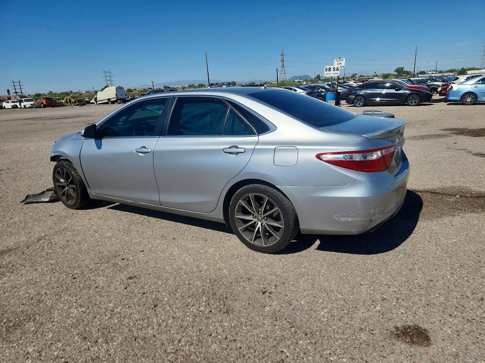 2015 Toyota Camry მანქანა იყიდება აუქციონზე, vin: 4T1BF1FK7FU493100, აუქციონის ნომერი: 62461086