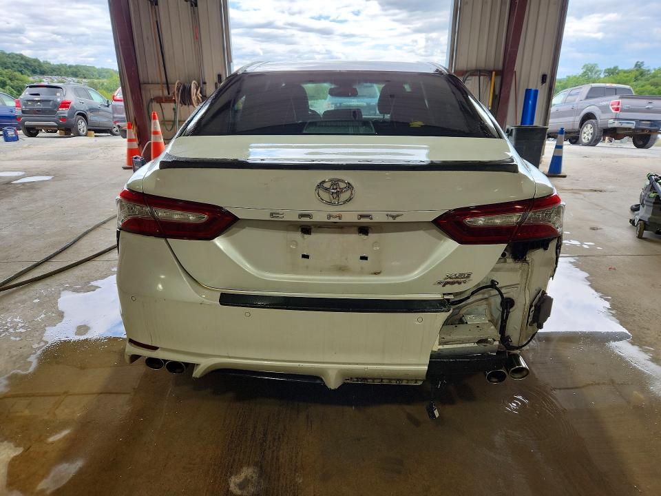 Aukcja sprzedaży 2018 Toyota Camry, vin: 4T1B61HK8JU156554, numer aukcji: 63108136