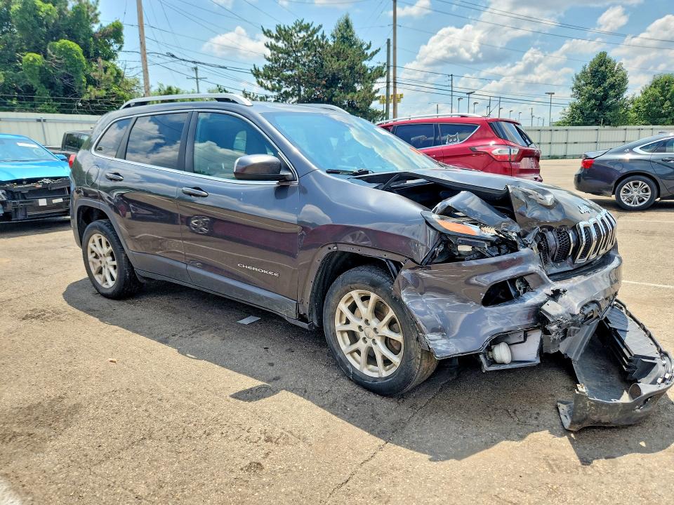 Продажа на аукционе авто 2015 Jeep Cherokee, vin: 1C4PJLCBXFW670672, номер лота: 61081056