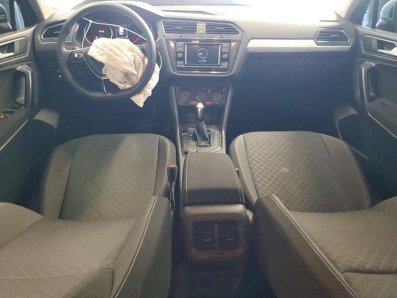 60567716 :رقم المزاد ، 3VV0B7AX6MM062103 vin ، 2021 Volkswagen Tiguan مزاد بيع